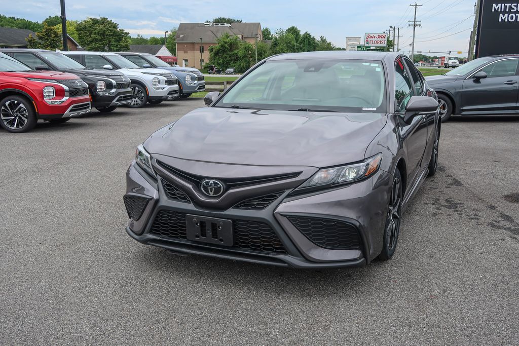 2023 Toyota Camry SE AWD