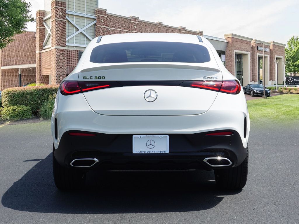 2025 Mercedes-Benz GLC 300 6