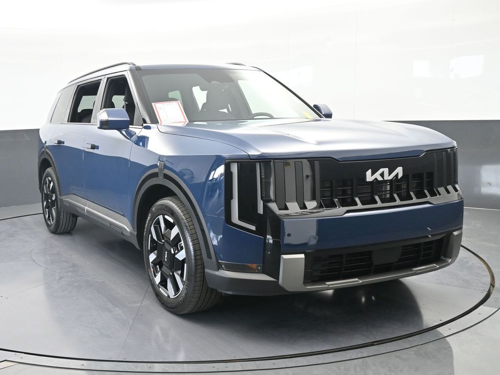 Used 2027 Midnight Lake Blue Kia S image 9