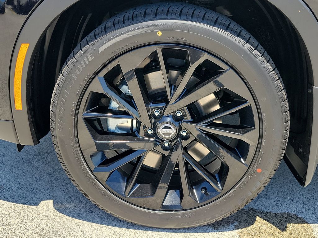 new 2026 Nissan Rogue Plug-In Hybrid car, priced at $45,623