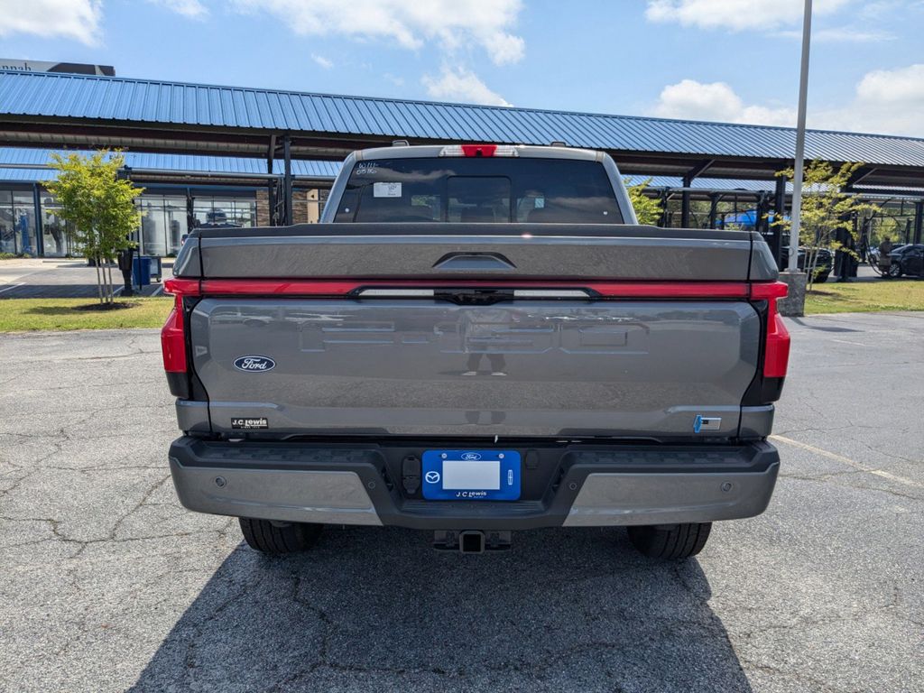 2025 Ford F-150 Lightning Platinum