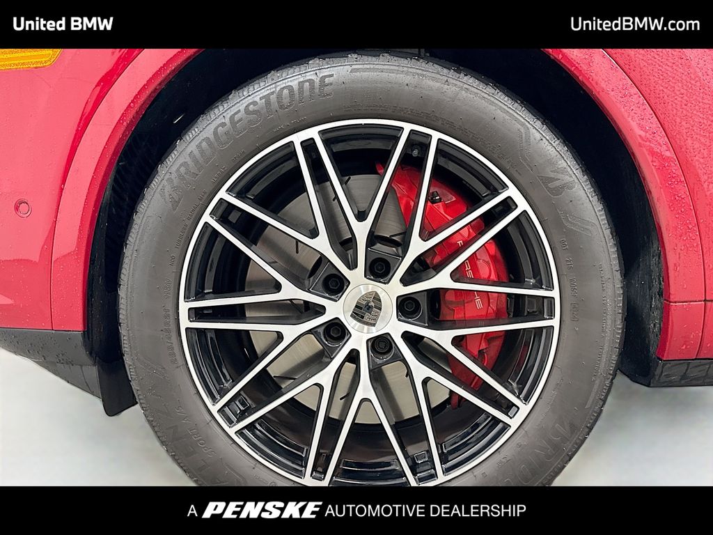 Thumbnail: 2025 Porsche Cayenne - 2