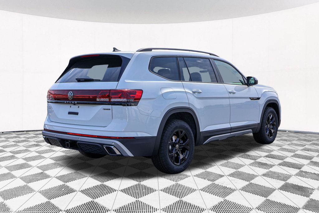 2024 Volkswagen Atlas 2.0T Peak Edition SE w/Technology 9