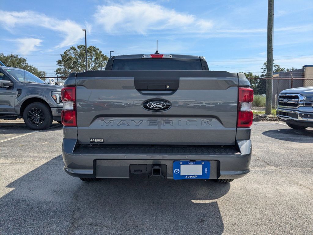 2025 Ford Maverick Lobo Standard
