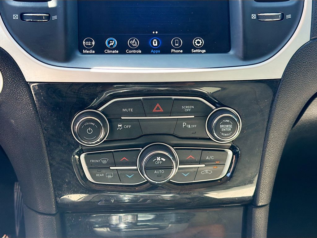 Used 2023 Black Chrysler Touring image 15