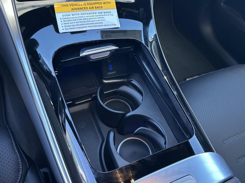 Thumbnail: 2026 Mercedes-Benz GLC - 22