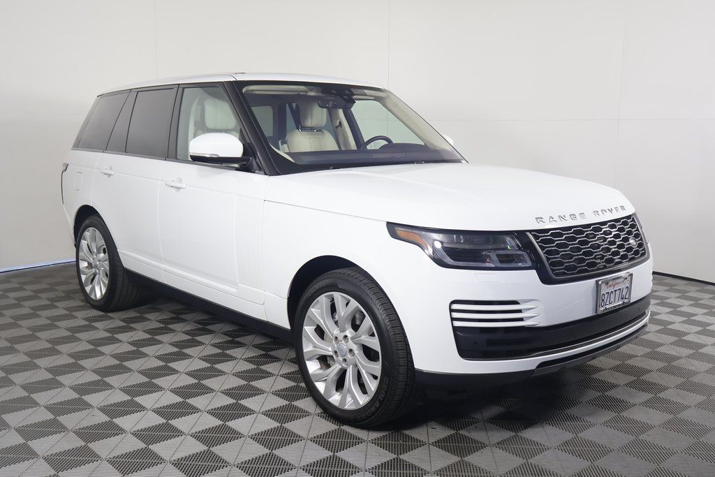 2022 Land Rover Range Rover SE 3