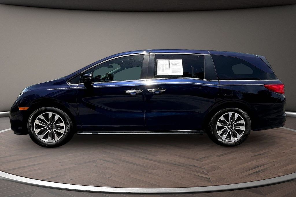Used 2021 Honda Odyssey Van