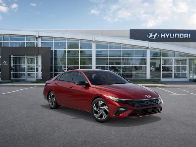 2025 Hyundai Elantra Sport 2