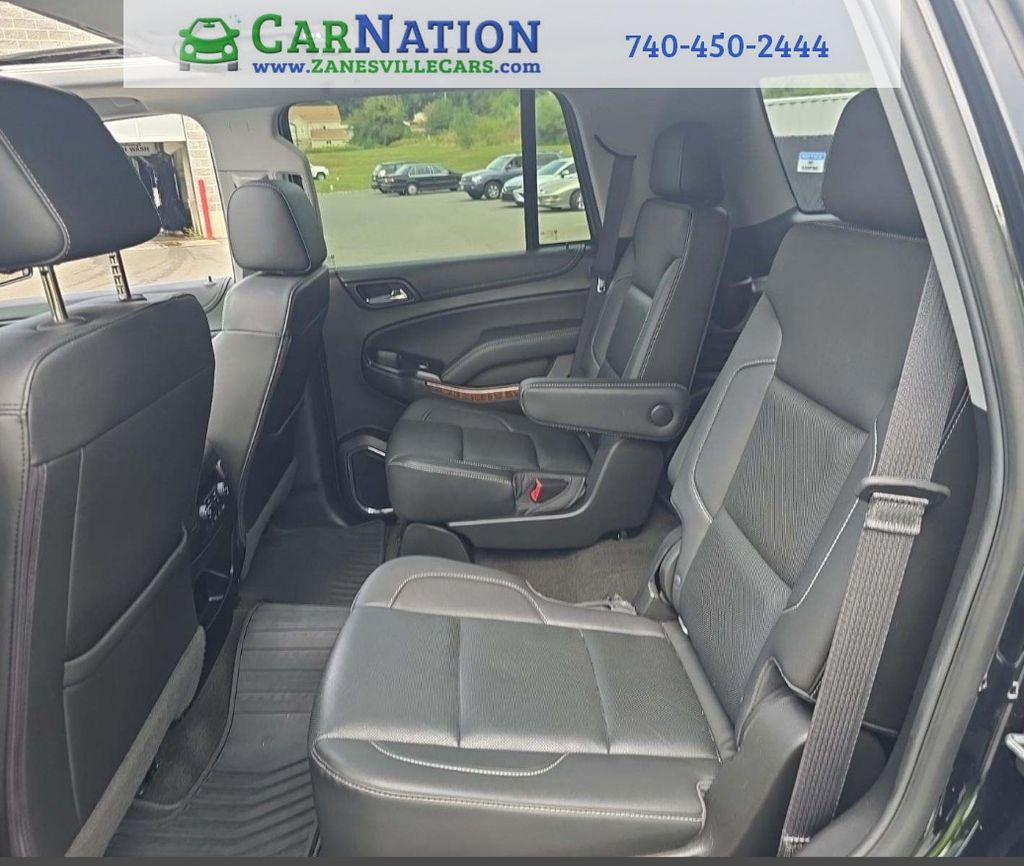 2018 Chevrolet Tahoe Premier photo 2