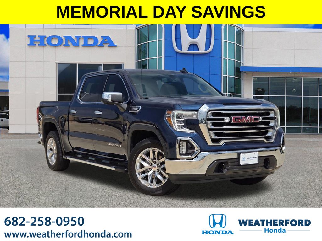2022 GMC Sierra 4WD Crew Cab Short Box SLT's photo