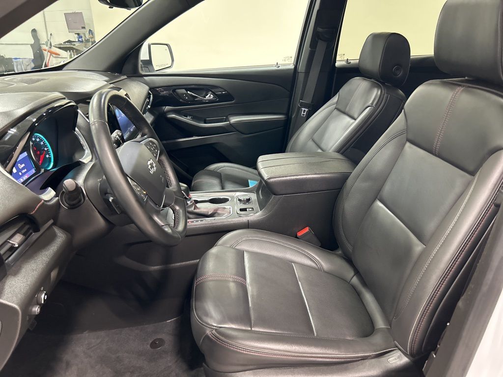 used 2023 Chevrolet Traverse car, priced at $37,380