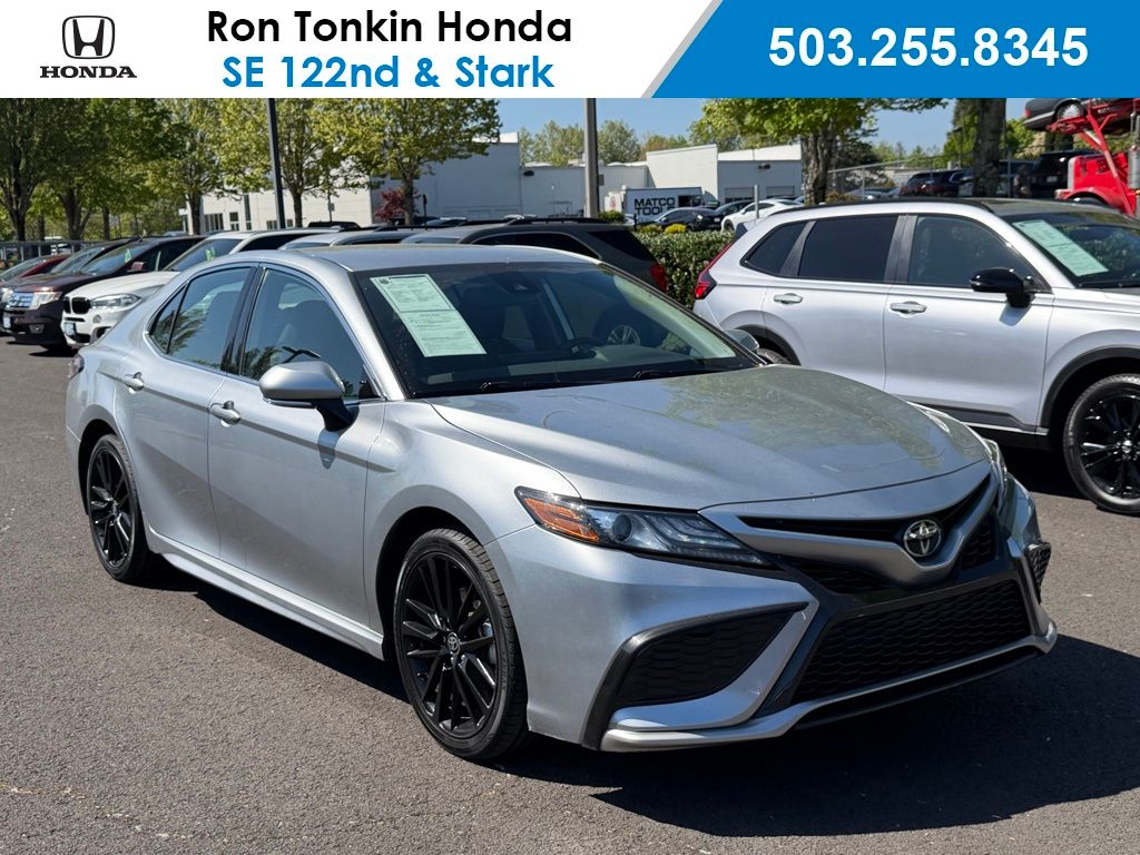 Celestial Silver Metallic 2024 Toyota Camry Sedan Front-Wheel Drive 8-Speed Automatic
