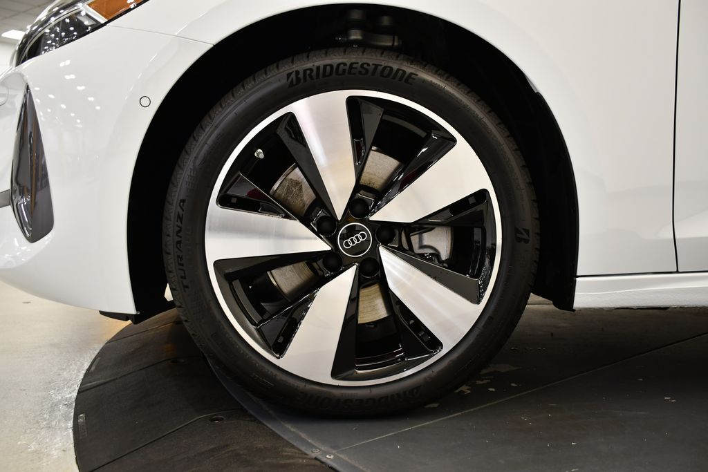 Thumbnail: 2025 Audi A5 - 13