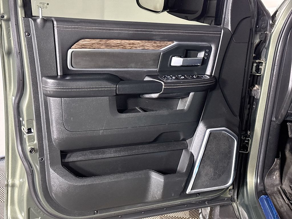 2020 Ram 3500 Laramie
