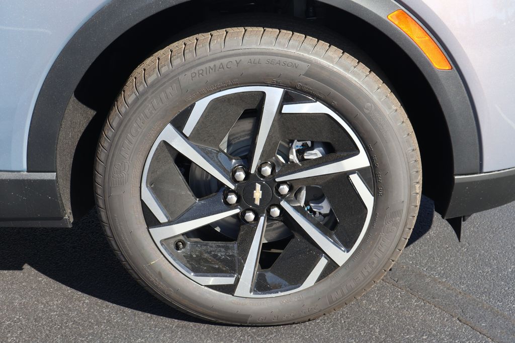 Thumbnail: 2026 Chevrolet Equinox - 11