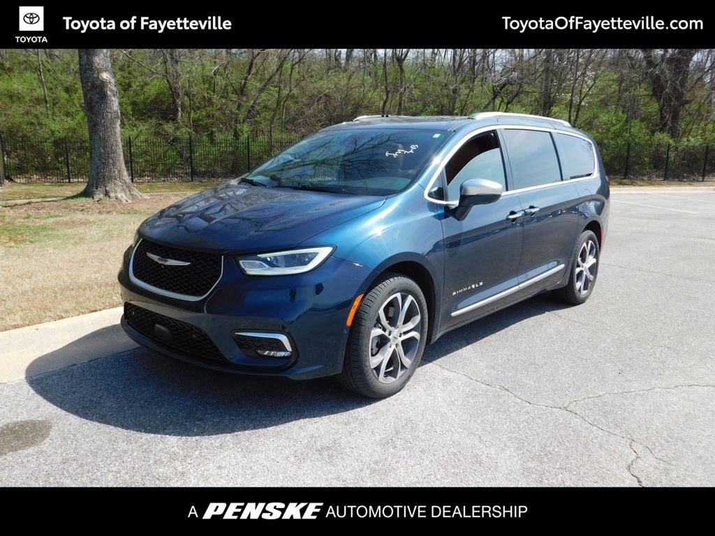 Thumbnail: 2022 Chrysler Pacifica - 1