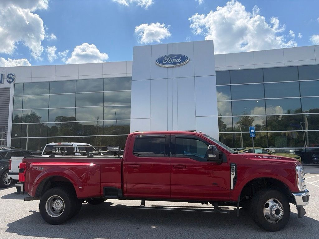 2024 Ford F-350 Super Duty Lariat