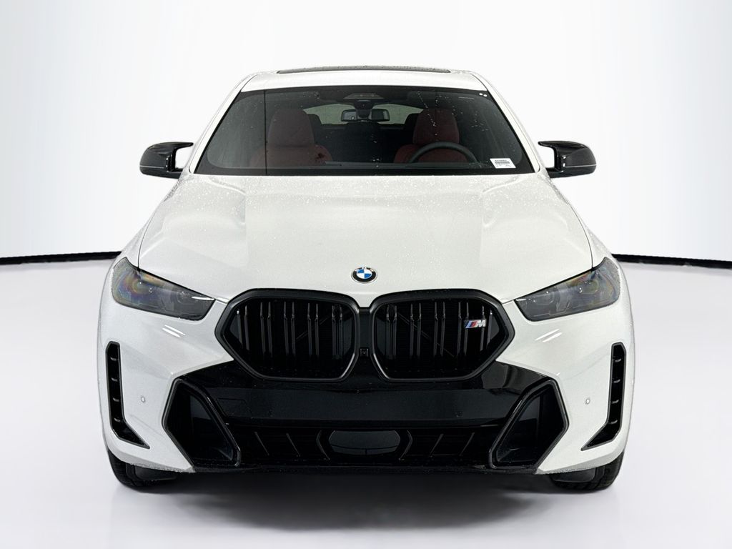 New 2027 White BMW M60i image 2
