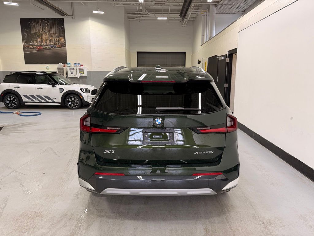 Thumbnail: 2025 BMW X1 - 4