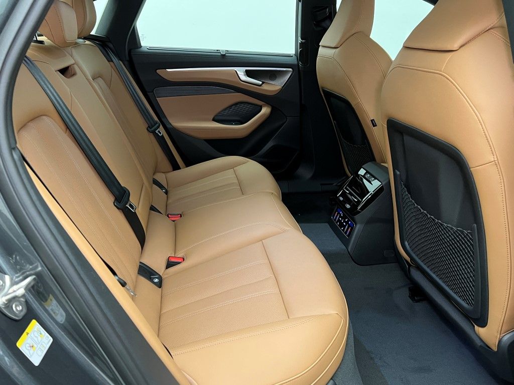 Thumbnail: 2026 Audi A6 - 17