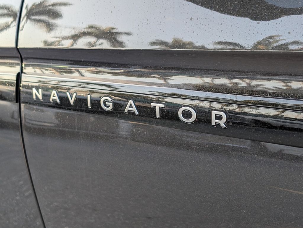 new 2026 Lincoln Navigator L car, priced at $126,415