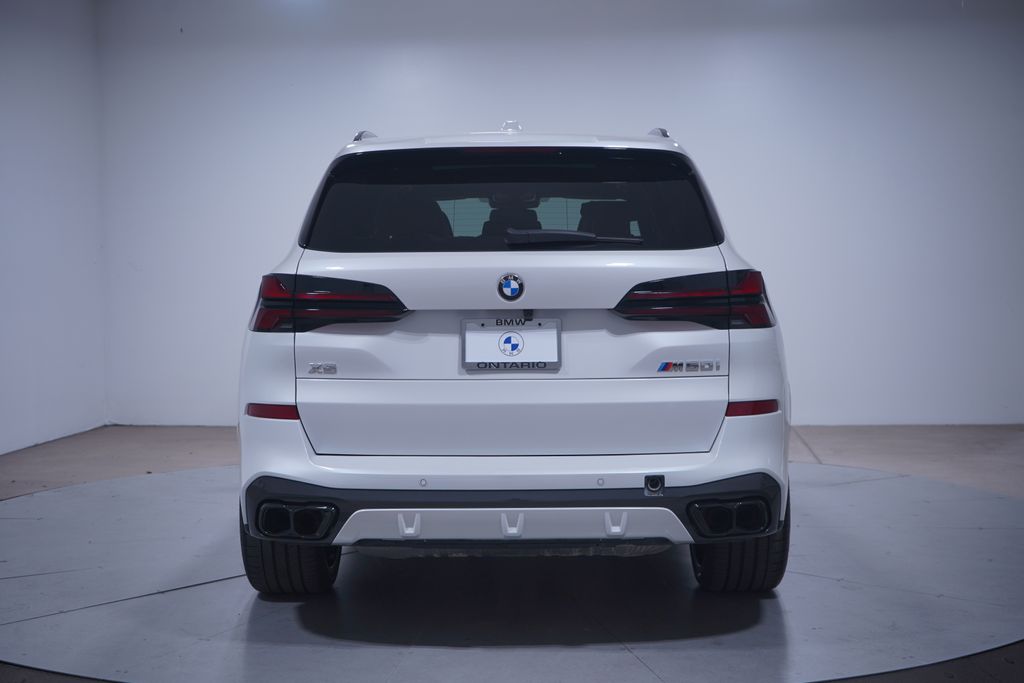 2025 BMW X5 M60i 5