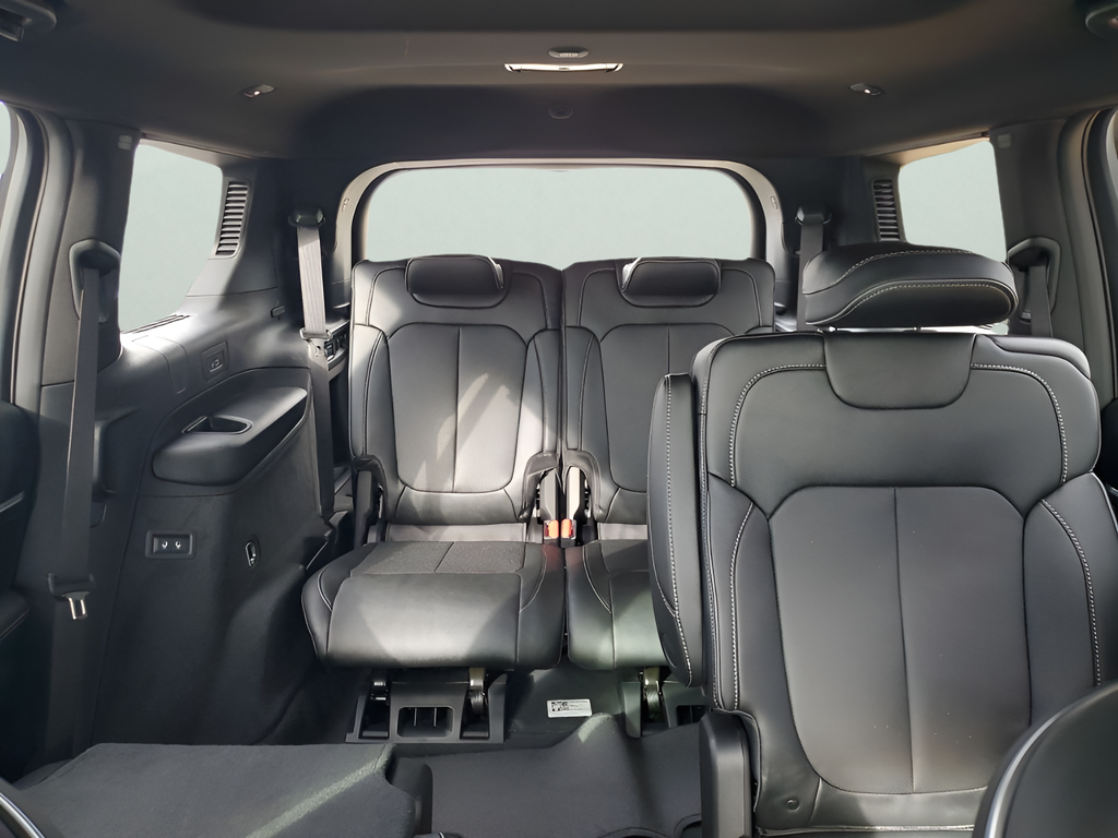 New Car 2025 Jeep Grand Cherokee L  Overland For Sale Under $70,000 In Austin, Texas