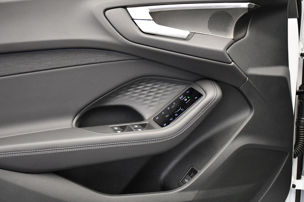 Thumbnail: 2025 Audi A5 - 32