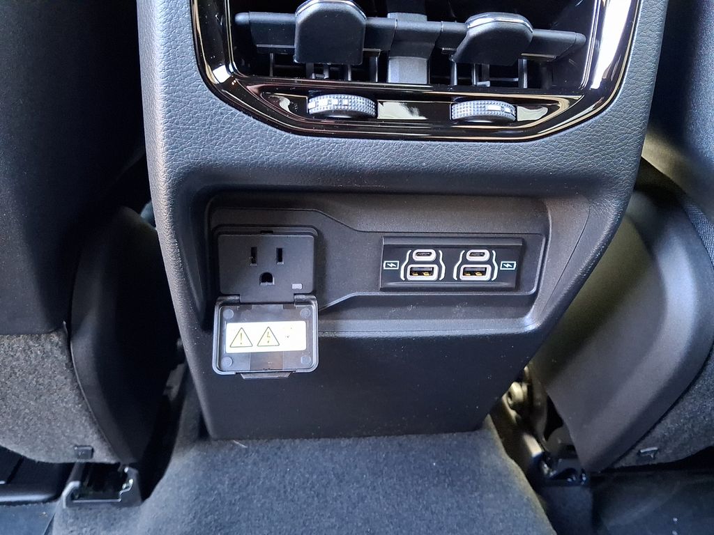 New 2026 Jeep Grand Cherokee SUV