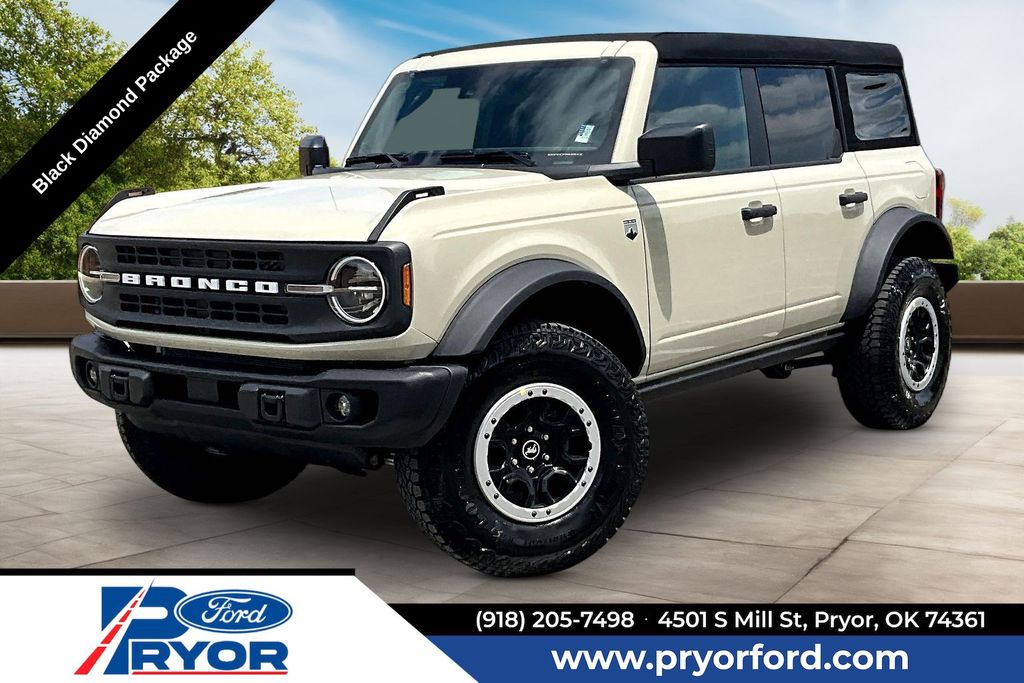 Desert Sand 2026 Ford Bronco SUV / Crossover Four-Wheel Drive Automatic