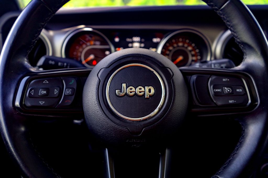 Used Car 2020 Jeep Wrangler  Unlimited Sport S For Sale Under $20,000 In Taylor, Texas