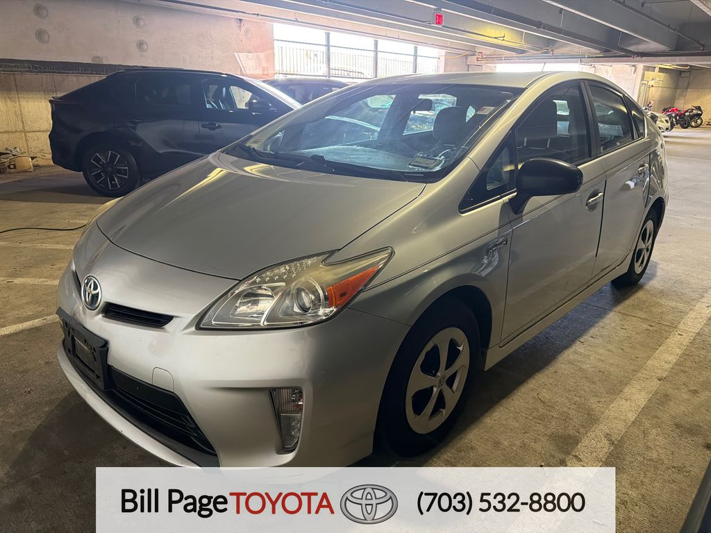 Classic Silver Metallic 2014 Toyota Prius Hatchback Front-Wheel Drive Continuously Variable Transmission