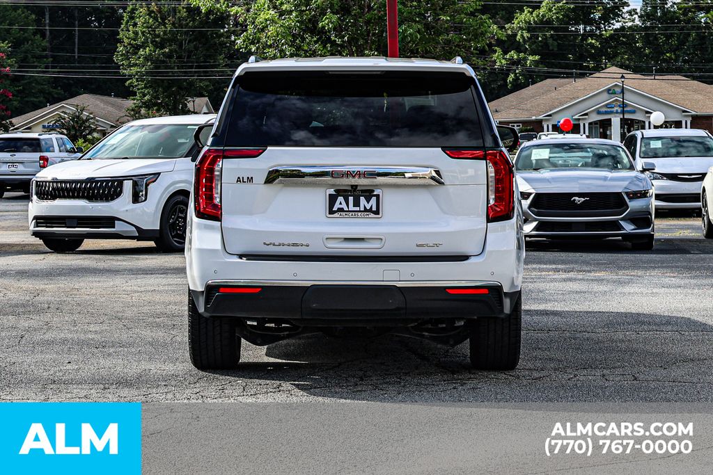 Used 2024 White GMC SLT image 12