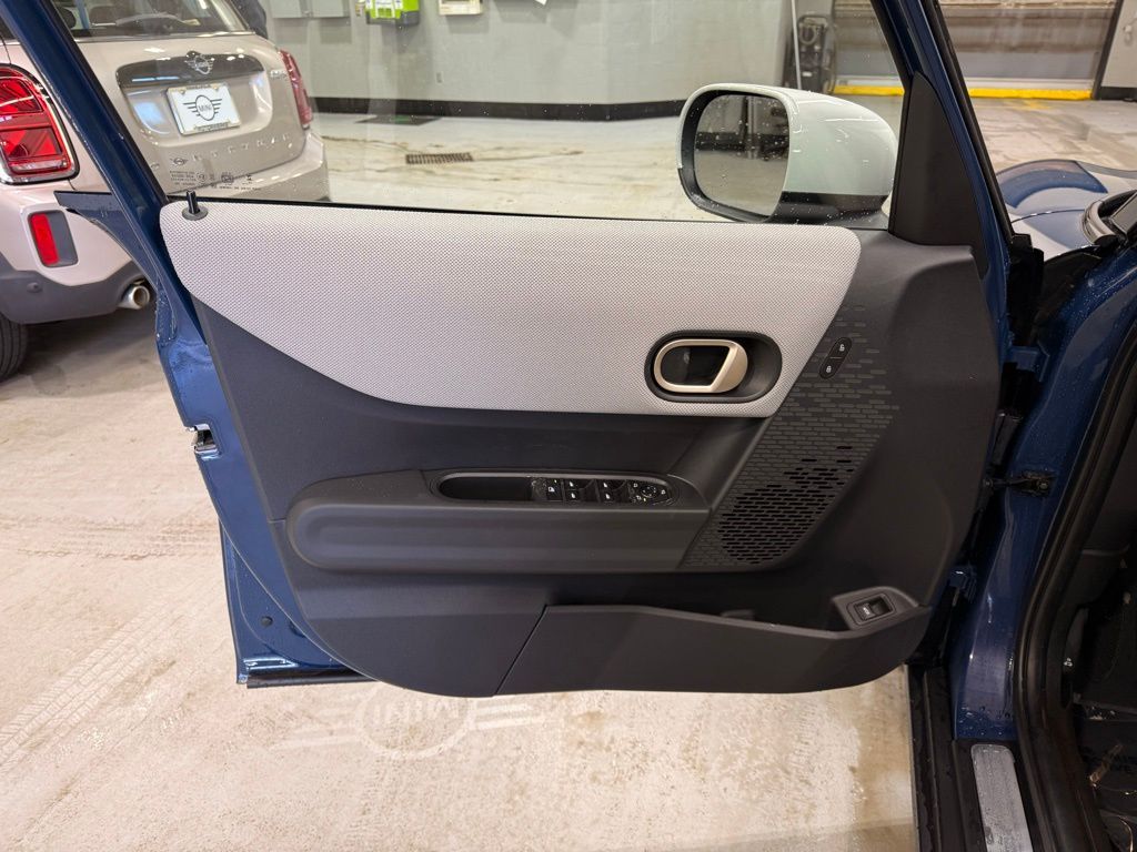 Thumbnail: 2026 MINI Cooper - 10