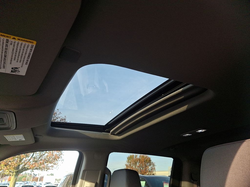 Thumbnail: 2025 Chevrolet Silverado 1500 - 15