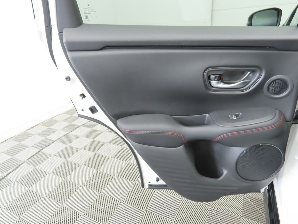 Thumbnail: 2025 Acura ADX - 26