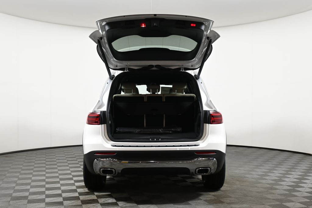 2025 Mercedes-Benz GLB 250 26