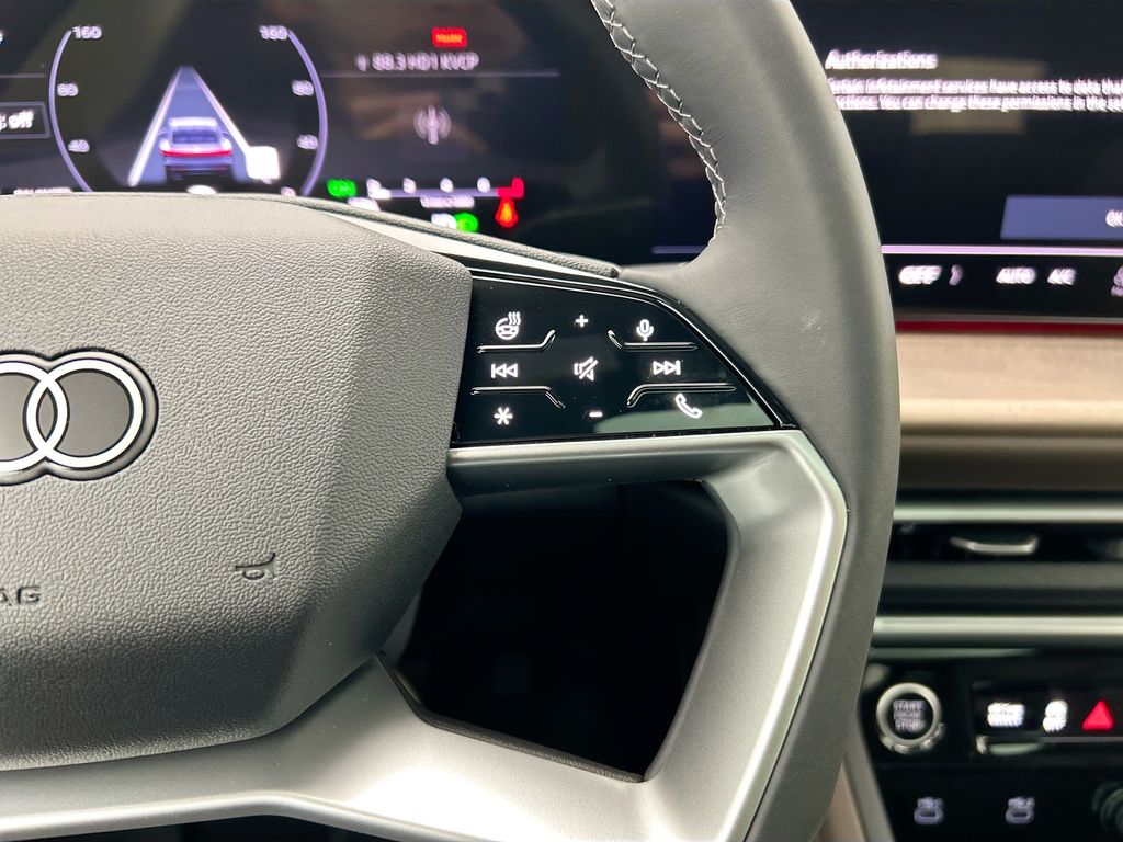 Thumbnail: 2025 Audi Q5 - 13