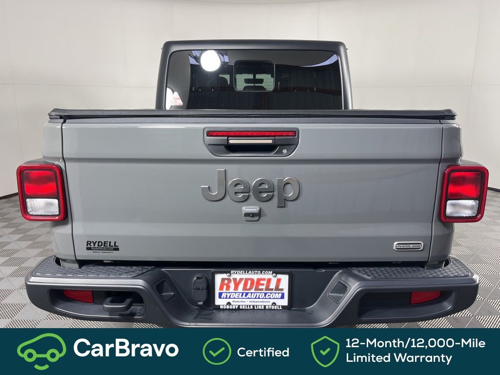 View vehicle photo 5