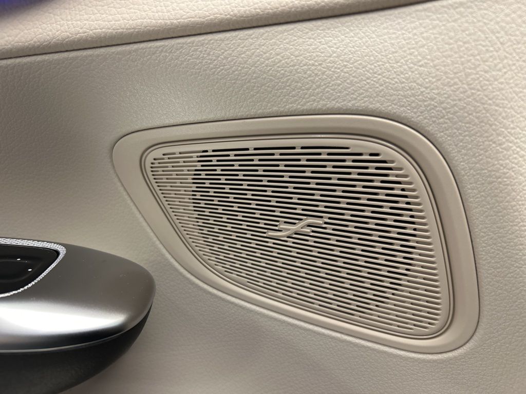 Thumbnail: 2026 Mercedes-Benz GLC - 22