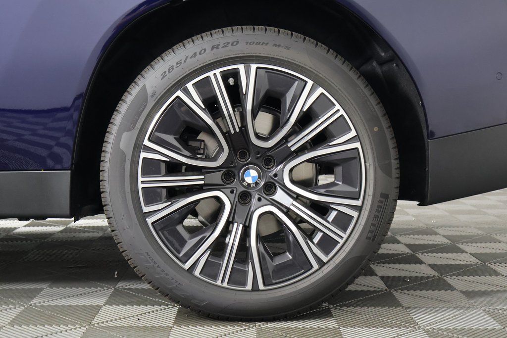 Thumbnail: 2026 BMW X3 - 11