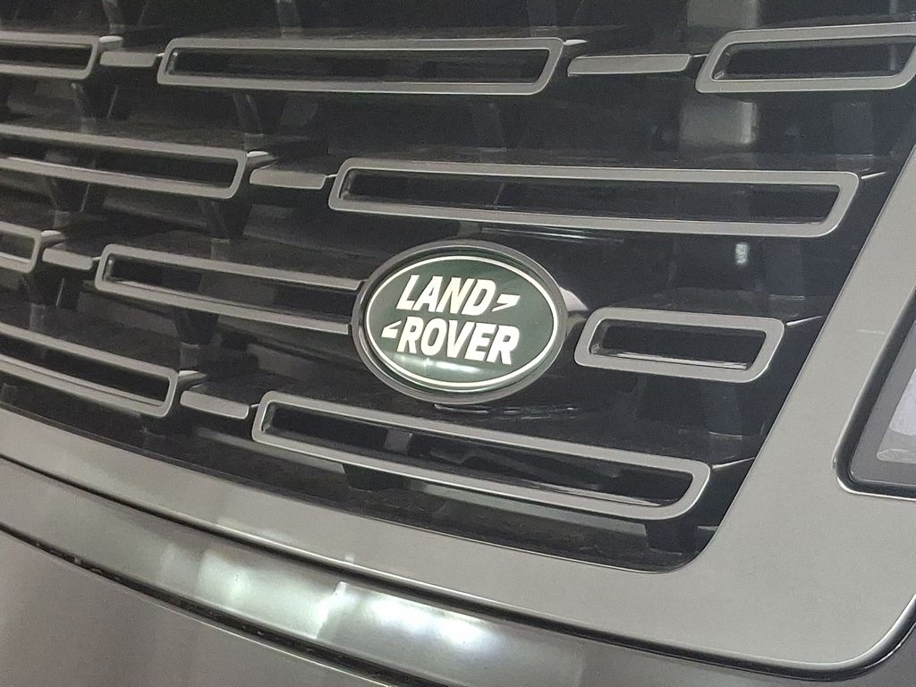 Thumbnail: 2026 Land Rover Range Rover - 22