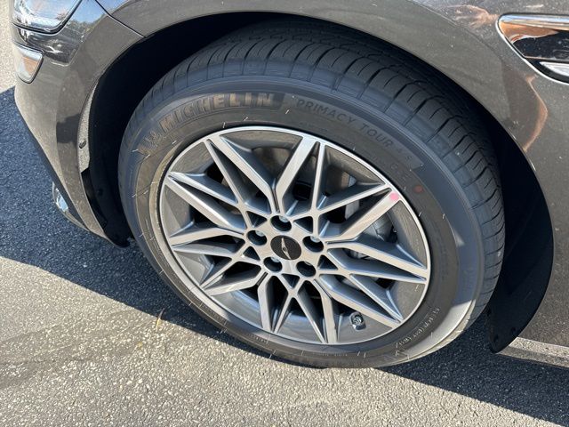 Thumbnail: 2025 Genesis G80 - 14