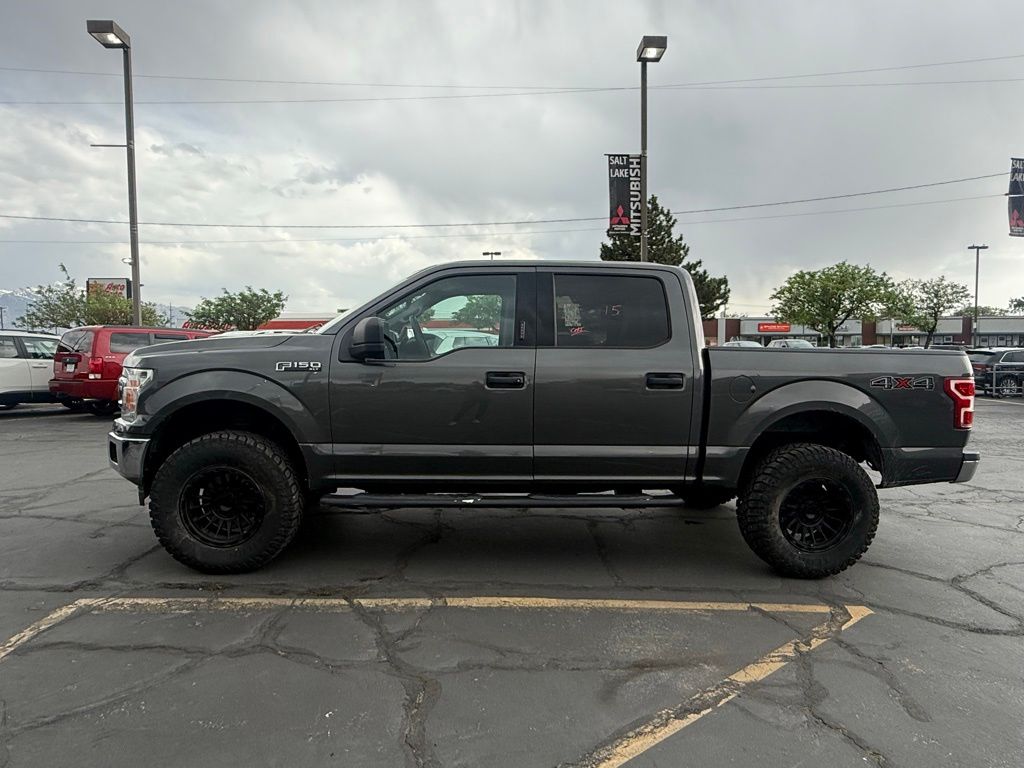 View vehicle photo 3