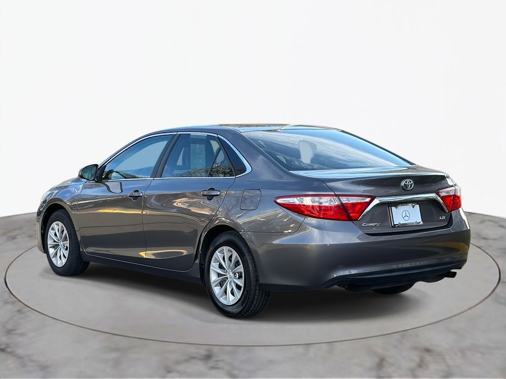 2015 Toyota Camry LE 6