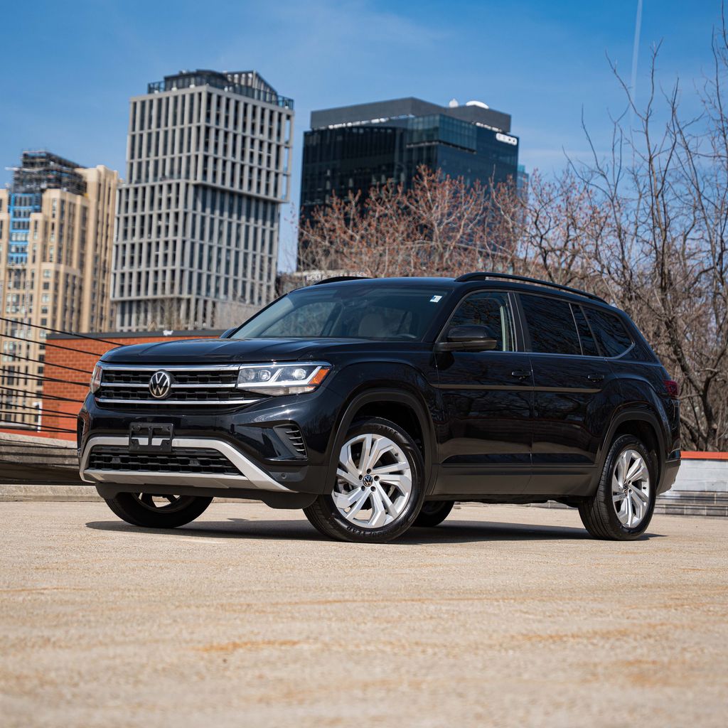 Black 2022 Volkswagen Atlas SE 4Motion with Technology SUV / Crossover All-Wheel Drive 8-Speed Automatic