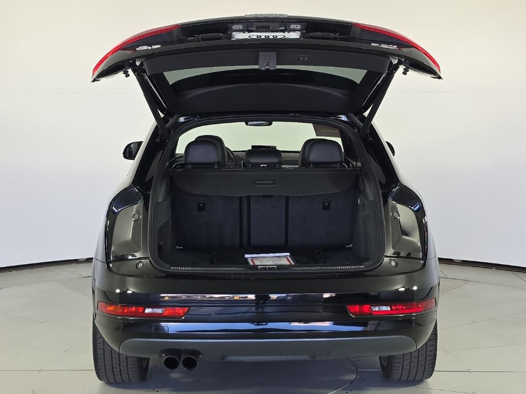 Thumbnail: 2018 Audi Q3 - 10