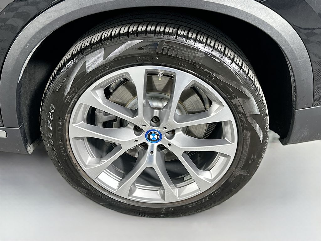 Thumbnail: 2024 BMW X5 - 32