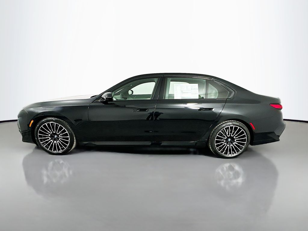 Thumbnail: 2026 BMW 7 Series - 8